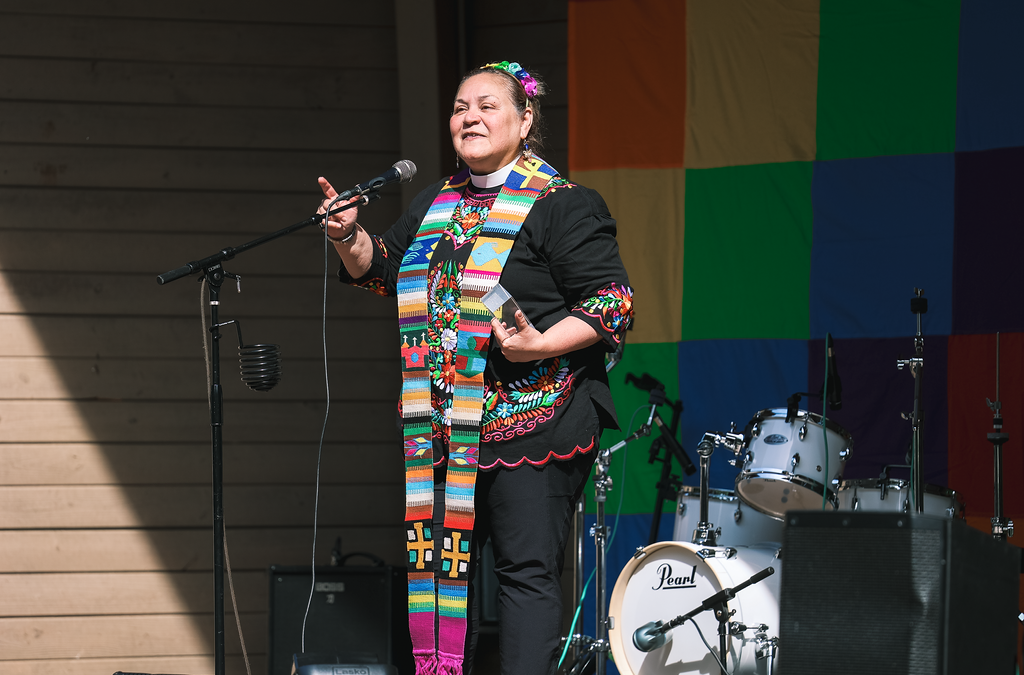 Hispanic Missioner Awarded for Support of LGBTQ+ Rights